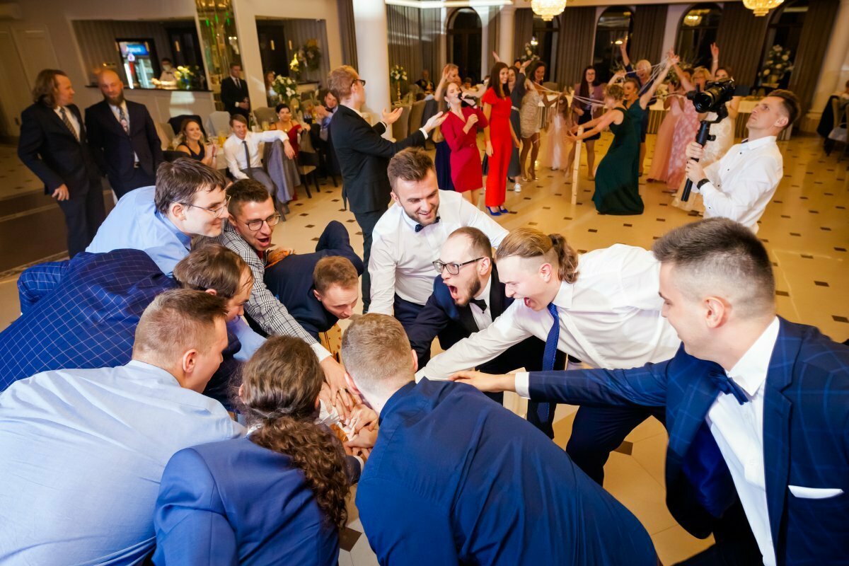 Zdjęcia ślubne Śląsk, zdjecia slubne slask, bialy dom paniowki, wesele w bialym domu paniówki, fotograf slubny slask, fotografia slubna slask, fotografia slubna katowice, zdjecia slubne katowice, slub w kozłowej górze, zdjecia slubne rybnik, wesele w paniówkach, fotograf slubny katowice, zdjecia slubne bielsko, zdjecia slubne zory, fotografia slubna bielsko, dwoch fotografow na slub, fotografia slubna krakow, fotograf na slub krakow, zdjecia slubne krakow, Magia Obrazu, Biały Dom Paniówki