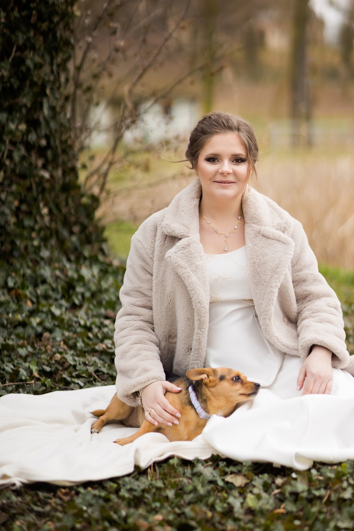 zdjecia slubne w palacu, sesja slubna w palacu w krowiarkach, plener w palacu w krowiarkach, sesja krowiarki, plener krowiarki, zdjecia slubne bielsko, fotografia slubna bielsko, sesja slubna w starym palacu, plener slubny w opuszczonym palacu, www.magiaobrazu.com, fotografia slubna Krakow, fotografia slubna slask, zdjecia slubne krakow, fotograf slubny slask, dwoch fotografow na slub, fotograf czechowice, zdjecia slubne bielsko, fotografia slubna bielsko,