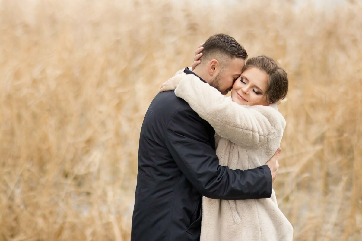 zdjecia slubne w palacu, sesja slubna w palacu w krowiarkach, plener w palacu w krowiarkach, sesja krowiarki, plener krowiarki, zdjecia slubne bielsko, fotografia slubna bielsko, sesja slubna w starym palacu, plener slubny w opuszczonym palacu, www.magiaobrazu.com, fotografia slubna Krakow, fotografia slubna slask, zdjecia slubne krakow, fotograf slubny slask, dwoch fotografow na slub, fotograf czechowice, zdjecia slubne bielsko, fotografia slubna bielsko,