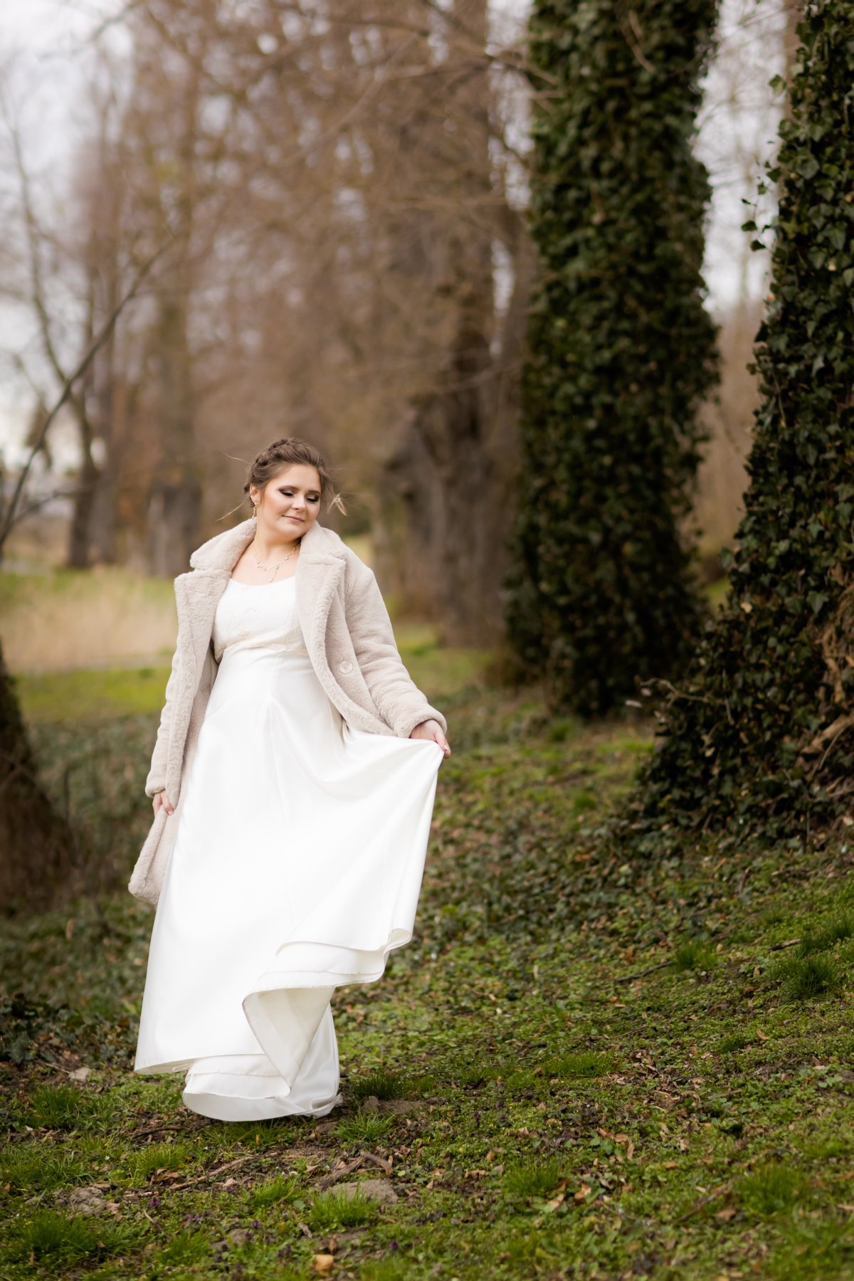 zdjecia slubne w palacu, sesja slubna w palacu w krowiarkach, plener w palacu w krowiarkach, sesja krowiarki, plener krowiarki, zdjecia slubne bielsko, fotografia slubna bielsko, sesja slubna w starym palacu, plener slubny w opuszczonym palacu, www.magiaobrazu.com, fotografia slubna Krakow, fotografia slubna slask, zdjecia slubne krakow, fotograf slubny slask, dwoch fotografow na slub, fotograf czechowice, zdjecia slubne bielsko, fotografia slubna bielsko,
