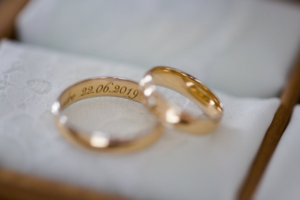 Zdjęcia ślubne Żywiec, wesele laguna zywiec, wesele w lagunie w zywcu, slub na jasnej gorce w slemieniu, slub jasna gorka slemien, fotograf na slub zywiec, slub polsko-francuski, sesja slubna z samochodem, cadillac na slub, fotograf na slub zywiec, fotografia slubna zywiec, zdjecia slubne slask, fotograf slubny slask, fotograf na wesele slask, fotograf slubny zywiec, fotografia slubna slask, fotograf slubny katowice, zdjecia slubne bielsko, fotografia slubna bielsko, dwoch fotografow na slub, fotografia slubna krakow, fotograf na slub krakow, zdjecia slubne krakow,