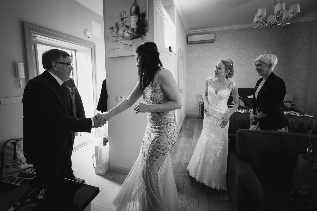 Zdjęcia ślubne Żywiec, wesele laguna zywiec, wesele w lagunie w zywcu, slub na jasnej gorce w slemieniu, slub jasna gorka slemien, fotograf na slub zywiec, slub polsko-francuski, sesja slubna z samochodem, cadillac na slub, fotograf na slub zywiec, fotografia slubna zywiec, zdjecia slubne slask, fotograf slubny slask, fotograf na wesele slask, fotograf slubny zywiec, fotografia slubna slask, fotograf slubny katowice, zdjecia slubne bielsko, fotografia slubna bielsko, dwoch fotografow na slub, fotografia slubna krakow, fotograf na slub krakow, zdjecia slubne krakow,