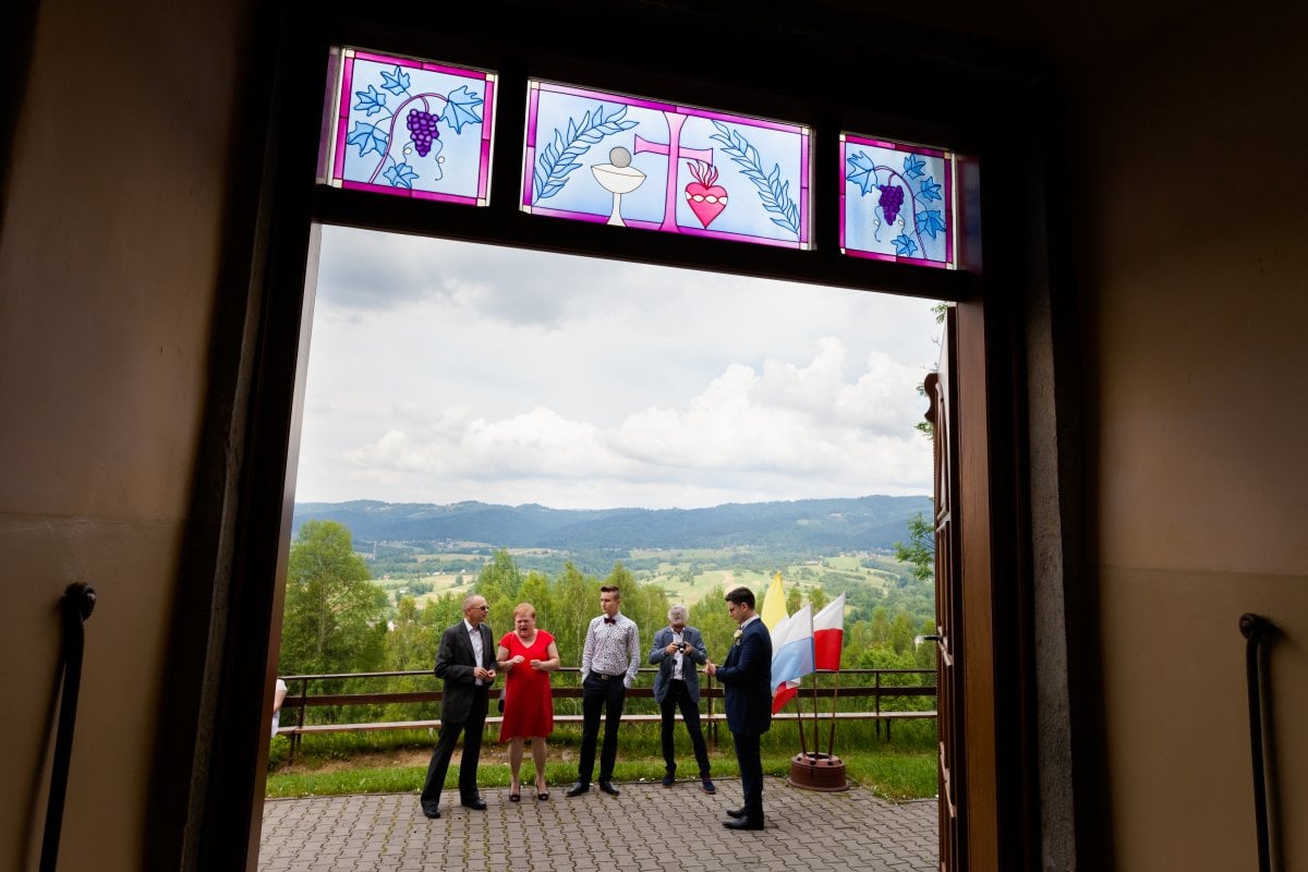 Zdjęcia ślubne Żywiec, wesele laguna zywiec, wesele w lagunie w zywcu, slub na jasnej gorce w slemieniu, slub jasna gorka slemien, fotograf na slub zywiec, slub polsko-francuski, sesja slubna z samochodem, cadillac na slub, fotograf na slub zywiec, fotografia slubna zywiec, zdjecia slubne slask, fotograf slubny slask, fotograf na wesele slask, fotograf slubny zywiec, fotografia slubna slask, fotograf slubny katowice, zdjecia slubne bielsko, fotografia slubna bielsko, dwoch fotografow na slub, fotografia slubna krakow, fotograf na slub krakow, zdjecia slubne krakow,