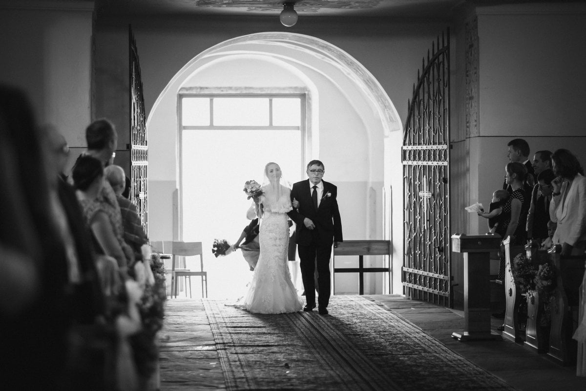 Zdjęcia ślubne Żywiec, wesele laguna zywiec, wesele w lagunie w zywcu, slub na jasnej gorce w slemieniu, slub jasna gorka slemien, fotograf na slub zywiec, slub polsko-francuski, sesja slubna z samochodem, cadillac na slub, fotograf na slub zywiec, fotografia slubna zywiec, zdjecia slubne slask, fotograf slubny slask, fotograf na wesele slask, fotograf slubny zywiec, fotografia slubna slask, fotograf slubny katowice, zdjecia slubne bielsko, fotografia slubna bielsko, dwoch fotografow na slub, fotografia slubna krakow, fotograf na slub krakow, zdjecia slubne krakow,