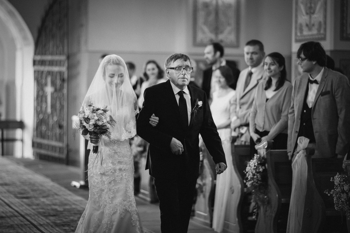 Zdjęcia ślubne Żywiec, wesele laguna zywiec, wesele w lagunie w zywcu, slub na jasnej gorce w slemieniu, slub jasna gorka slemien, fotograf na slub zywiec, slub polsko-francuski, sesja slubna z samochodem, cadillac na slub, fotograf na slub zywiec, fotografia slubna zywiec, zdjecia slubne slask, fotograf slubny slask, fotograf na wesele slask, fotograf slubny zywiec, fotografia slubna slask, fotograf slubny katowice, zdjecia slubne bielsko, fotografia slubna bielsko, dwoch fotografow na slub, fotografia slubna krakow, fotograf na slub krakow, zdjecia slubne krakow,