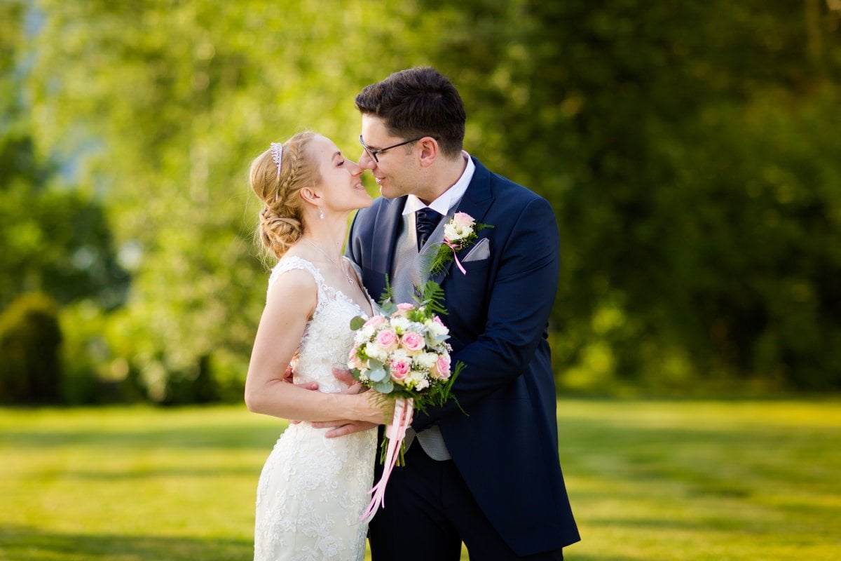 Zdjęcia ślubne Żywiec, wesele laguna zywiec, wesele w lagunie w zywcu, slub na jasnej gorce w slemieniu, slub jasna gorka slemien, fotograf na slub zywiec, slub polsko-francuski, sesja slubna z samochodem, cadillac na slub, fotograf na slub zywiec, fotografia slubna zywiec, zdjecia slubne slask, fotograf slubny slask, fotograf na wesele slask, fotograf slubny zywiec, fotografia slubna slask, fotograf slubny katowice, zdjecia slubne bielsko, fotografia slubna bielsko, dwoch fotografow na slub, fotografia slubna krakow, fotograf na slub krakow, zdjecia slubne krakow,