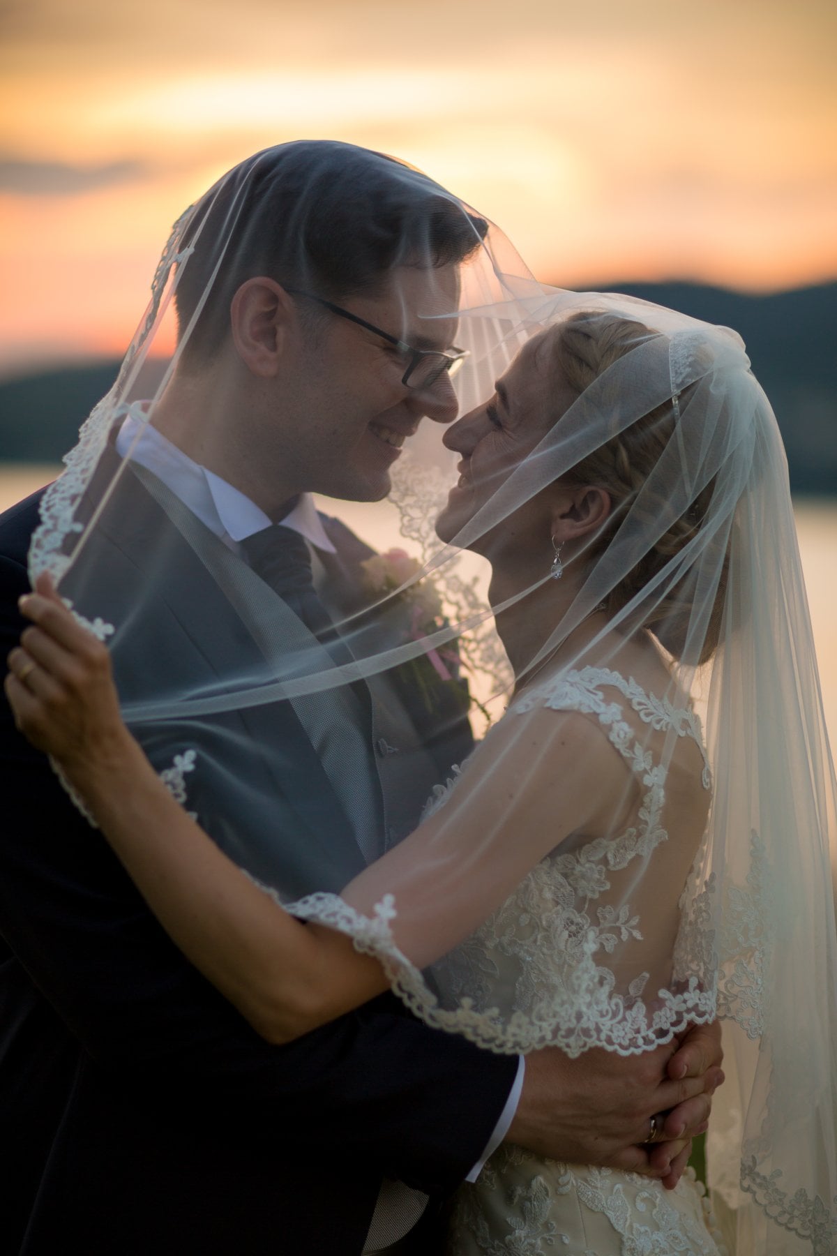 Zdjęcia ślubne Żywiec, wesele laguna zywiec, wesele w lagunie w zywcu, slub na jasnej gorce w slemieniu, slub jasna gorka slemien, fotograf na slub zywiec, slub polsko-francuski, sesja slubna z samochodem, cadillac na slub, fotograf na slub zywiec, fotografia slubna zywiec, zdjecia slubne slask, fotograf slubny slask, fotograf na wesele slask, fotograf slubny zywiec, fotografia slubna slask, fotograf slubny katowice, zdjecia slubne bielsko, fotografia slubna bielsko, dwoch fotografow na slub, fotografia slubna krakow, fotograf na slub krakow, zdjecia slubne krakow,