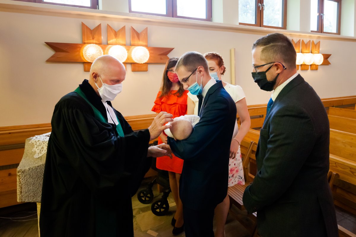 Zdjęcia z chrztu Bielsko, zdjecia z chrztu bielsko, fotograf na chrzest Cieszyn, zdjecia z chrztu, fotograf bielsko, dobry fotograf pszczyna, fotograf chrzest bielsko, zdjecia z chrztu bielsko, zdjecia na chrzest bielsko, reportaz fotograficzny z chrztu, fotograf na chrzest slask, reportaz z chrzcin, fotografia bielsko, dobry fotograf bielsko, fotograf czechowice, zdjecia rodzinne bielsko, fotograf rodzinny bielsko