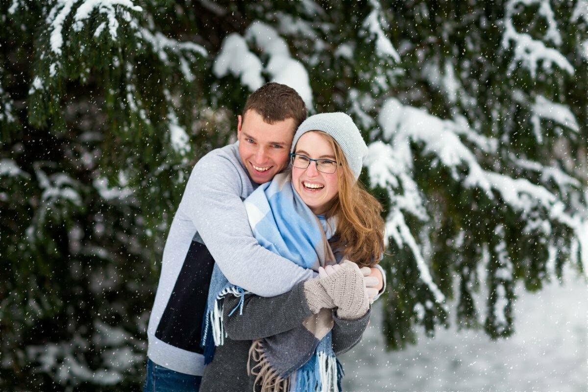 zimowa sesja narzeczenska pszczyna, zimowa sesja narzeczeńska, zimowe sesje narzeczenskie, zimowa sesja przedslubna, sesja narzeczenska pszczyna, sesje narzeczenskie pszczyna, plener zareczynowy pszczyna, sesja zareczynowa pszczyna, sesja narzeczenska w parku, plener narzeczenski w parku,sesje narzeczenskie slask, zdjecia narzeczenskie slask, sesja narzeczenska katowice, sesja zareczynowa slask, zdjecia zareczynowe slask, www.magiaobrazu.com, fotografia slubna slask, fotograf slubny krakow, zdjecia przedslubne slask, fotografia slubna slask